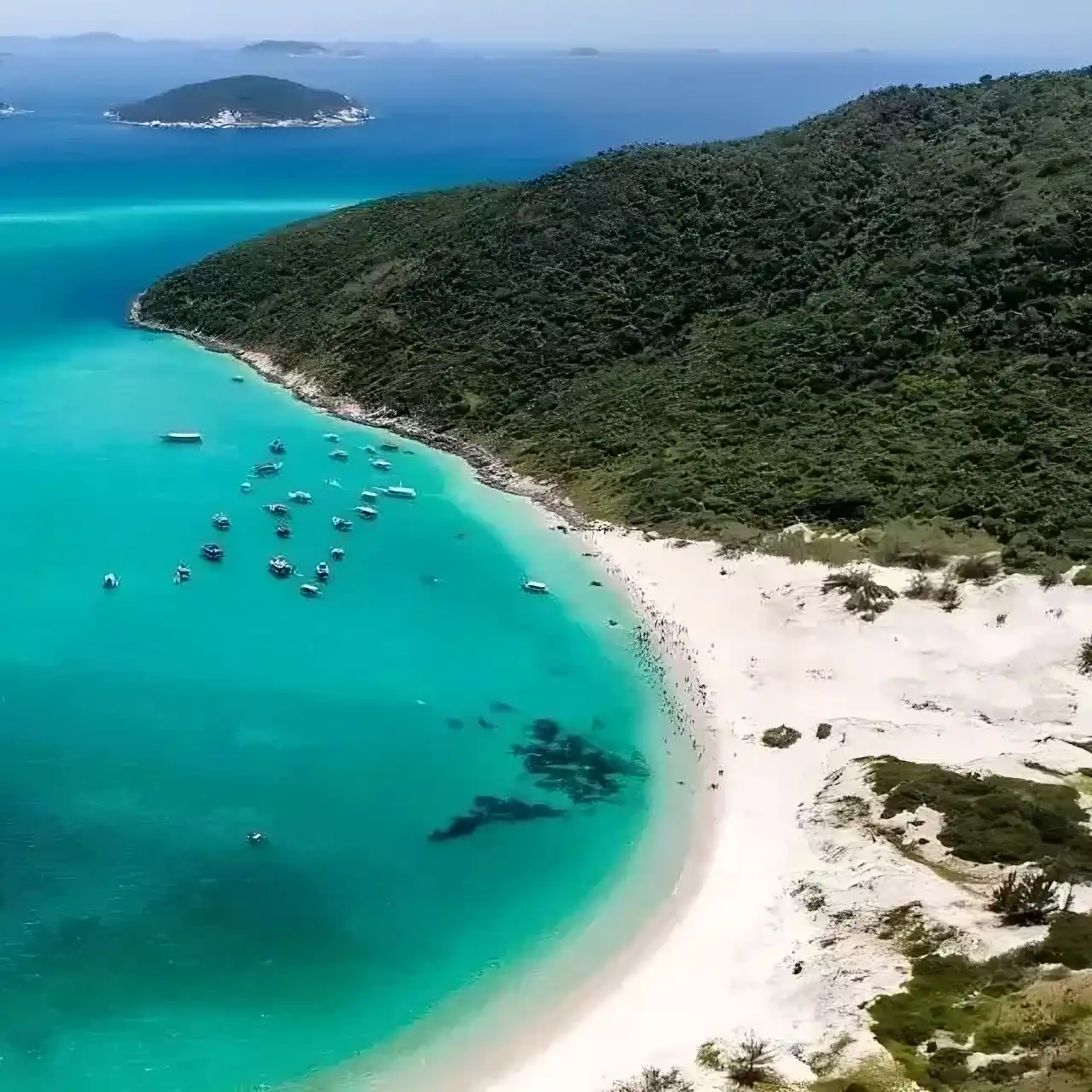 Passeio de Barco Arraial do Cabo - Primeira Classe Tour