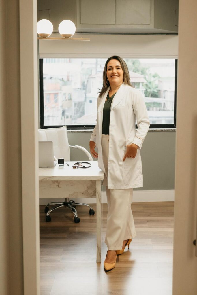 Consultório Dra Bruna Salomão- geriatria e clínica médica - Foto 1