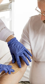 Kinaki Home Care - Atendimento domiciliar e hospitalar - Cuidadora de idosos - Cuidado familiar - Curso cuidador idosos - Foto 2