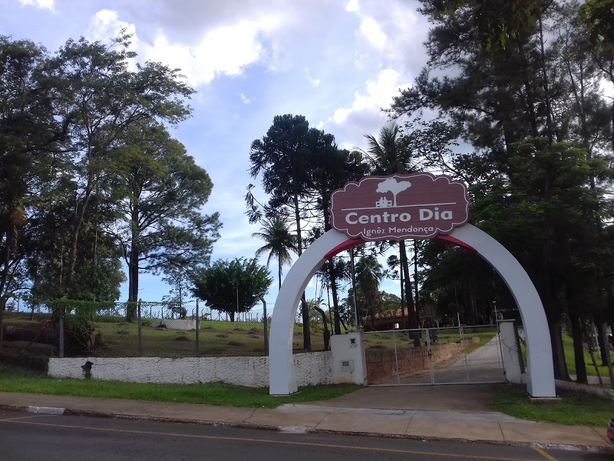 Cdi (Centro Dia Do Idoso) Inês Mendonça