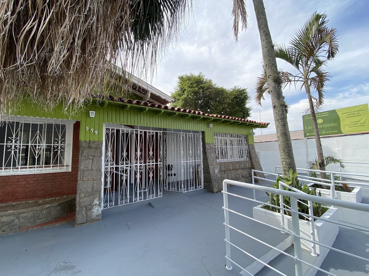 Lar para Idosos - Casa de Repouso - Lar Diamante - Moradia - Residencial para Idosos - Asilo