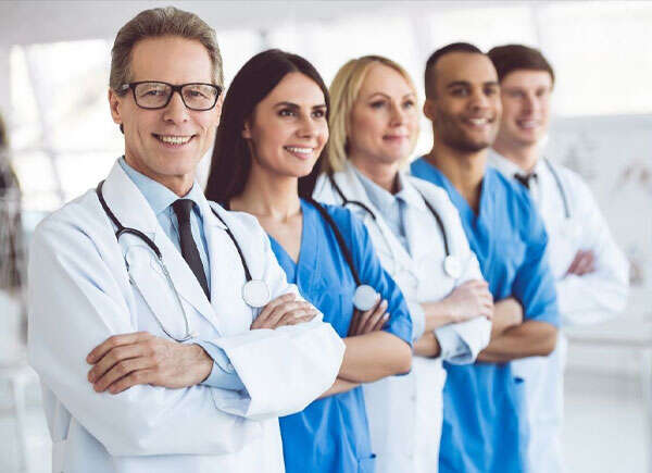 Unicare - Home Care, Enfermagem, Técnicos de Enfermagem e Cuidadores - Foto 4