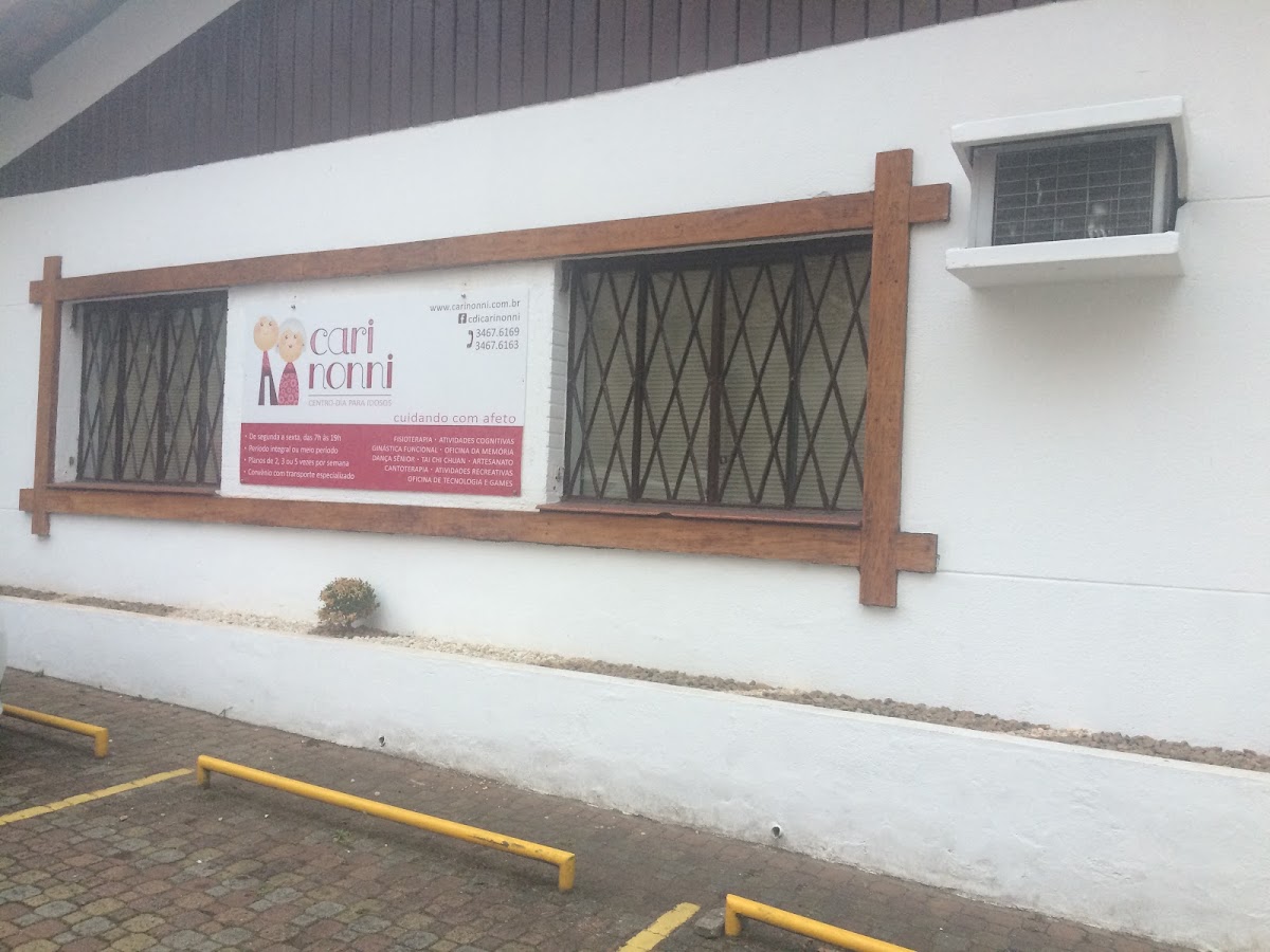 Cari Nonni Centro Dia para Idosos