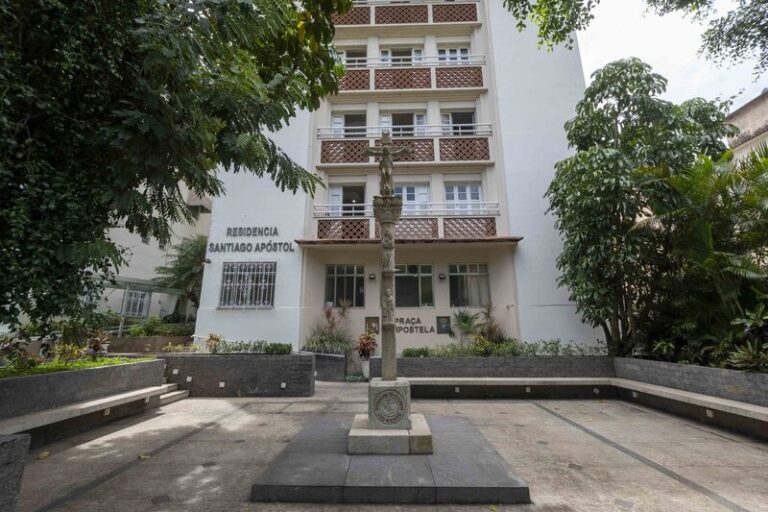 Associação Recreio dos Anciãos - Residencia Santiago Apóstol - Foto 7